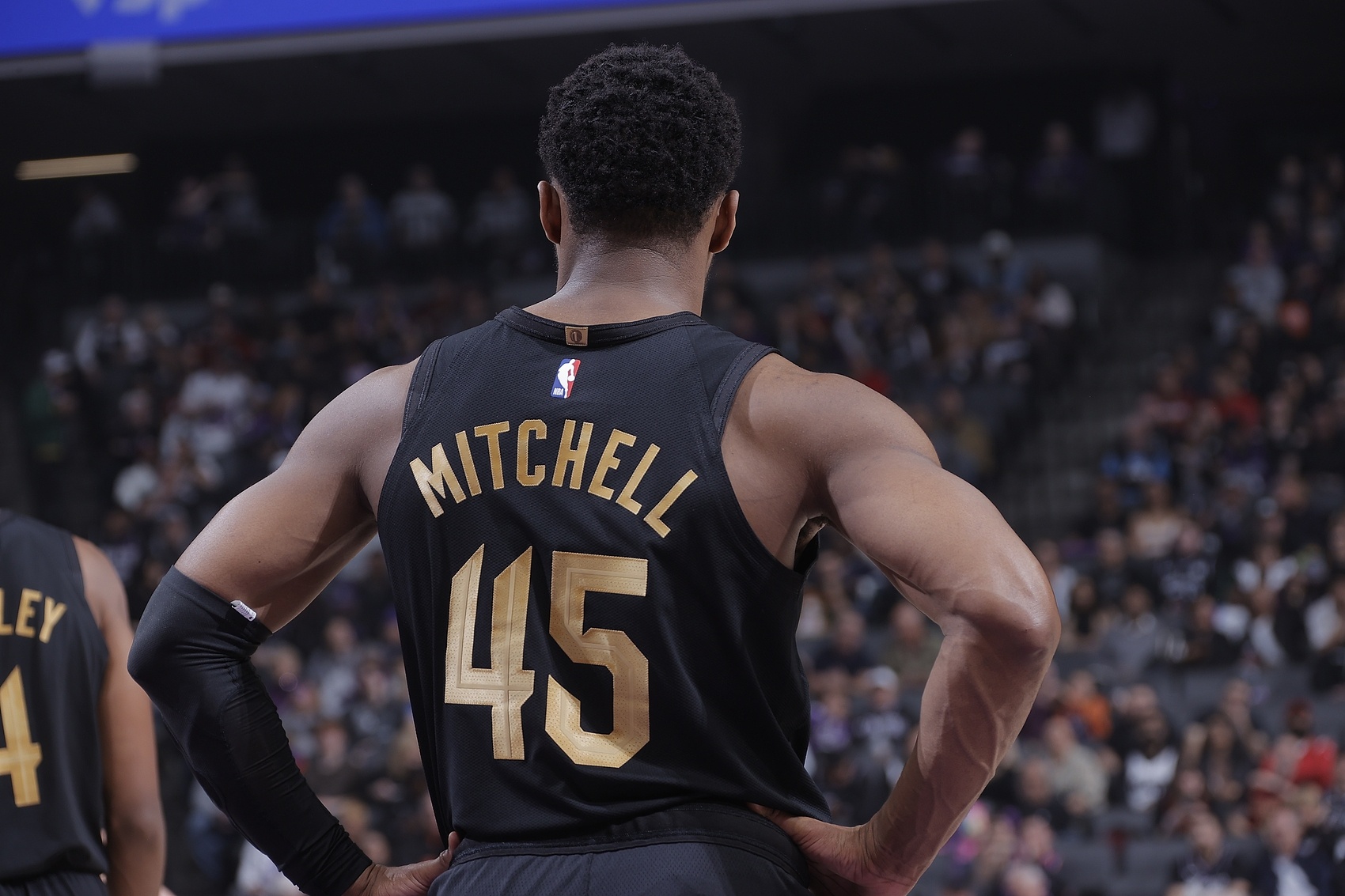 NBA彩經(jīng)：雷霆擊沉快船 約基奇缺陣掘金不敵火箭 騎士擊敗爵士