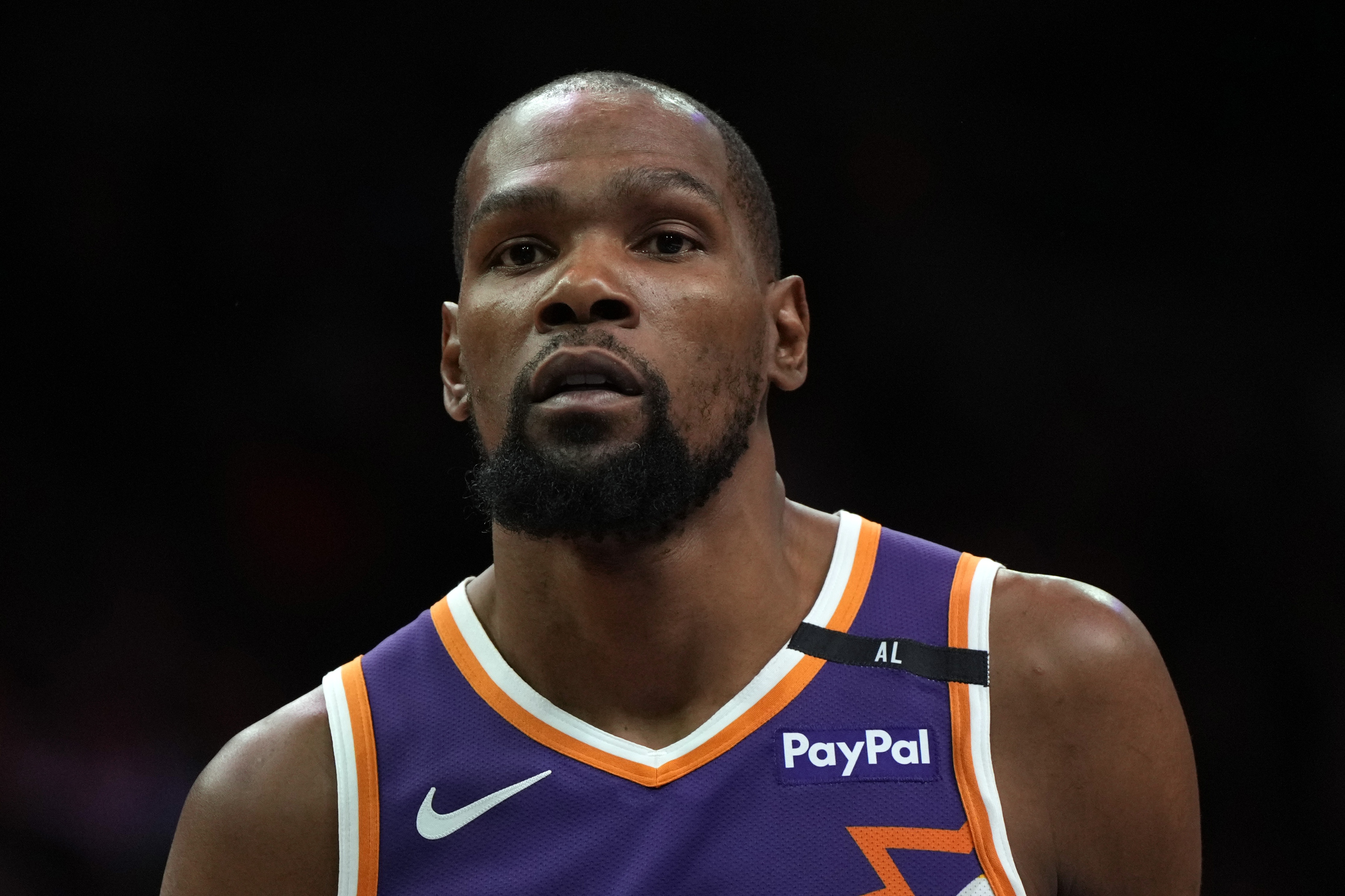 KD：每場都想打滿48分鐘但知道這不現(xiàn)實 在場上就感覺手感火熱
